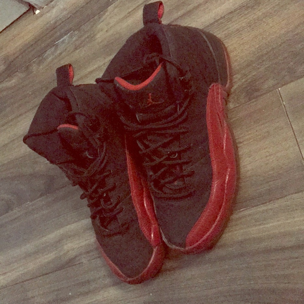 Flu game Jordan 12 (big boy 5.5)
